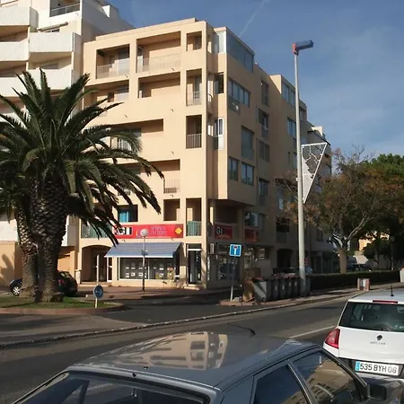 Daire With One Bedroom In Canet-en-roussillon, With Wonderful
